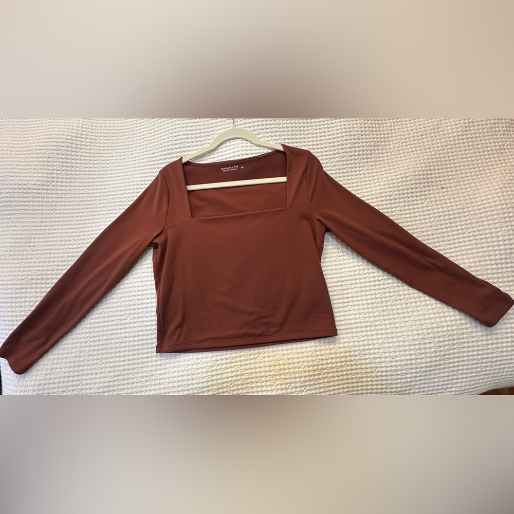 Abercrombie & Fitch - (L) Square neck long sleeve from the Soft A&F Collection
